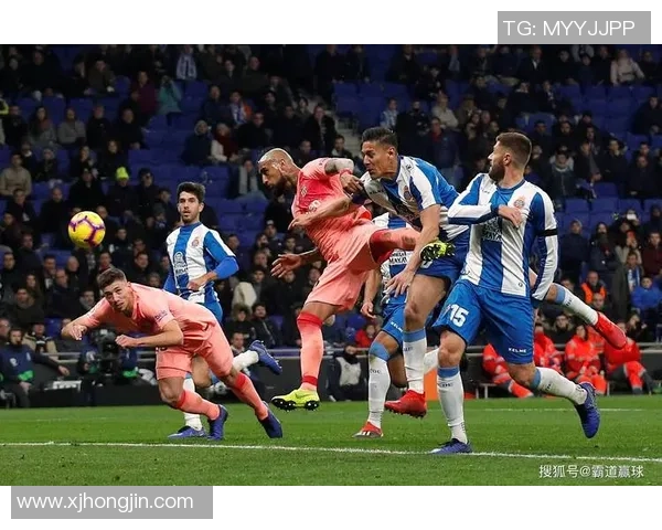 巴萨与西班牙人激战成平局双方各取一分展现强队风范