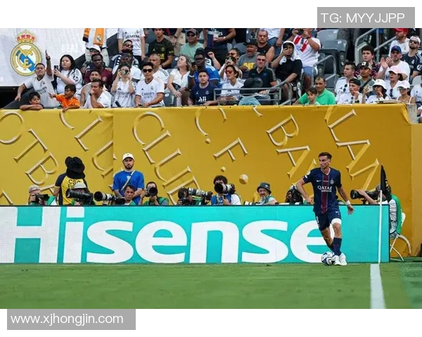 欧冠经典对决皇马与巴黎次回合全场精彩回放与分析 欧冠经典对决皇马与巴黎次回合全场精彩回放与分析